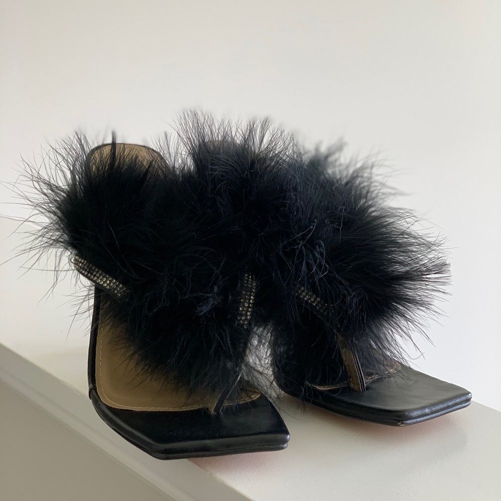 Lemonade Black Fur Perspex Thong Heel